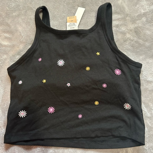 PINK Black Floral Crop Top - Picture 2 of 3